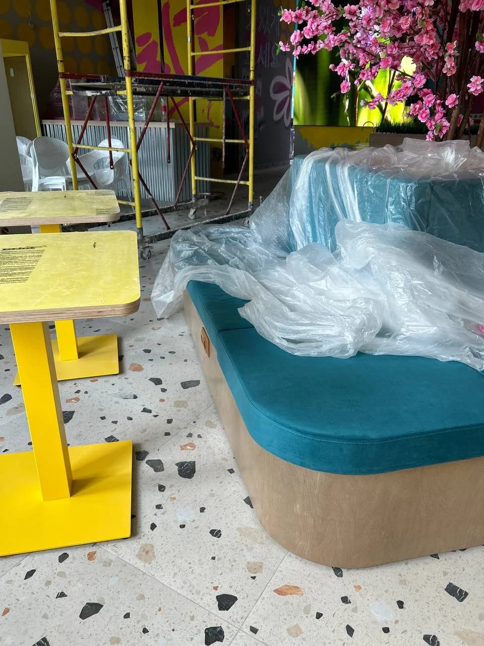 Диваны и банкетки Chicko — упаковка при поставке