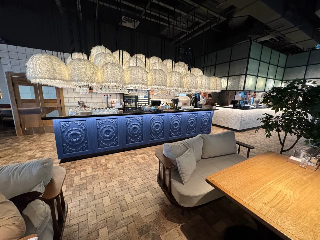 Барная стойка ресторана Хочупури