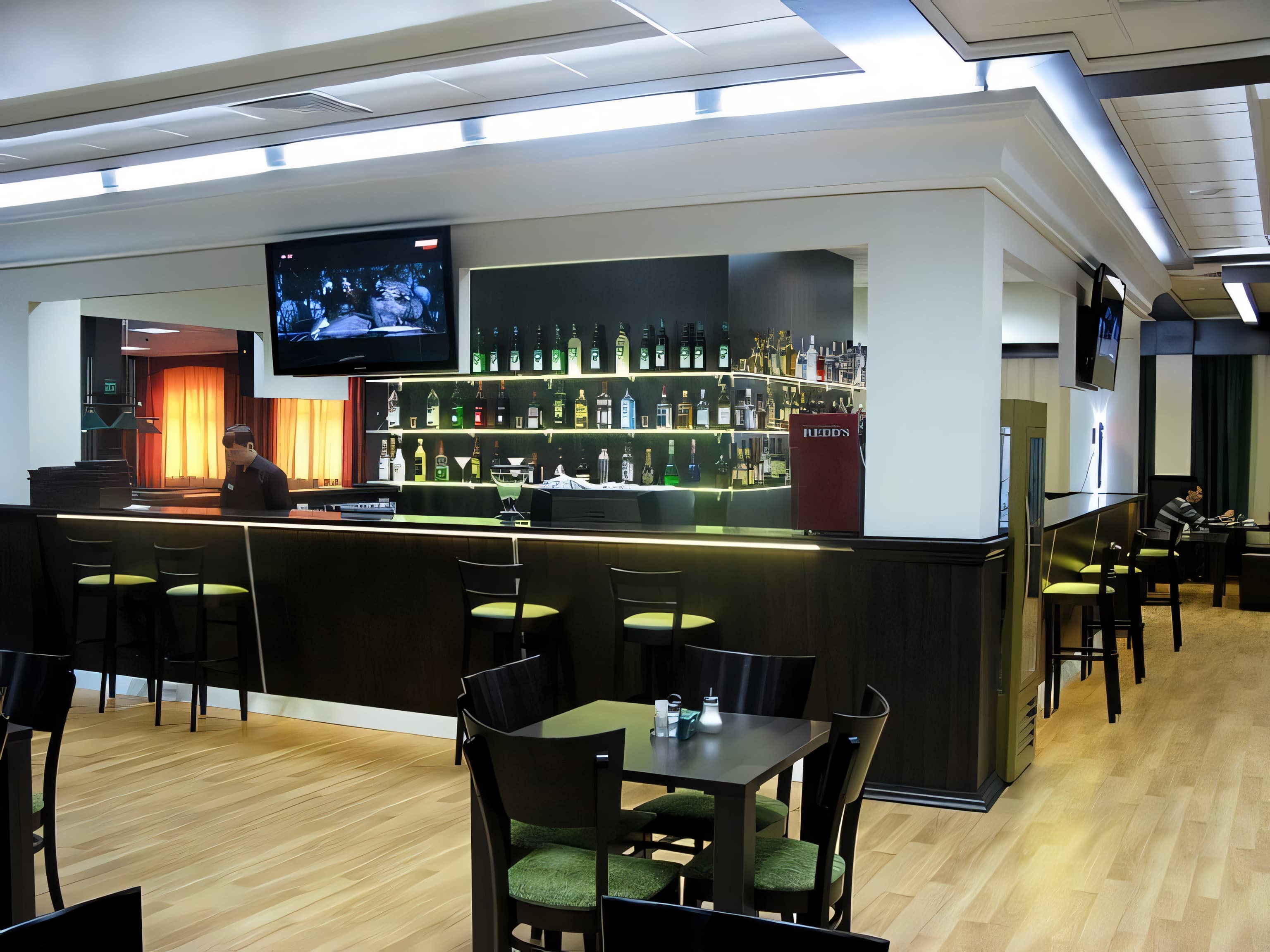 Барная стойка клуба Фортуна